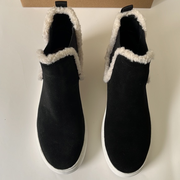 Lucky Brand Suede Chelsea Boots - Picture 3 of 6